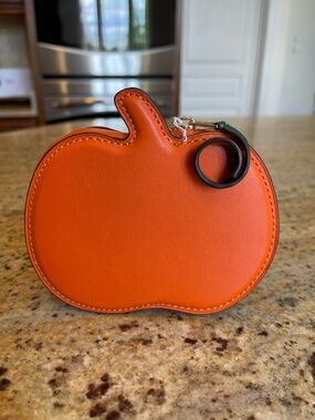 NWT COACH Halloween Pumpkin Zip Coin Card Case Purse Orange Leather CN002